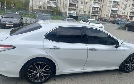 Toyota Camry, 2021 год, 5 250 000 рублей, 3 фотография