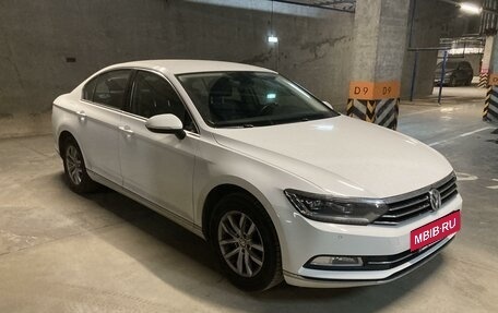 Volkswagen Passat B8 рестайлинг, 2018 год, 3 300 000 рублей, 4 фотография