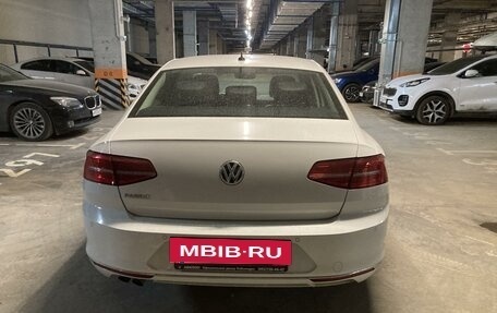 Volkswagen Passat B8 рестайлинг, 2018 год, 3 300 000 рублей, 6 фотография