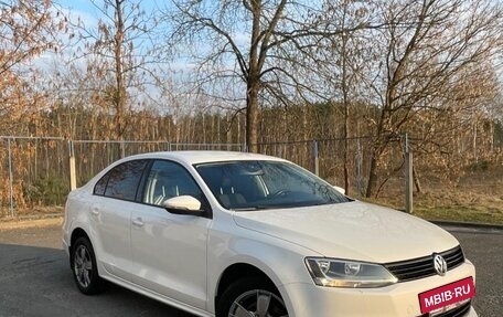 Volkswagen Jetta VI, 2012 год, 1 150 000 рублей, 4 фотография