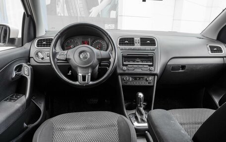 Volkswagen Polo VI (EU Market), 2012 год, 949 000 рублей, 6 фотография