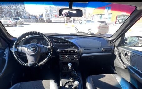 Chevrolet Niva I рестайлинг, 2015 год, 750 000 рублей, 7 фотография