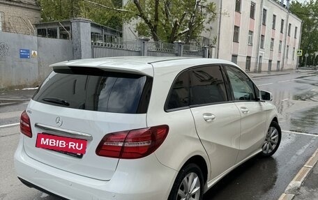 Mercedes-Benz B-Класс, 2016 год, 1 650 000 рублей, 3 фотография