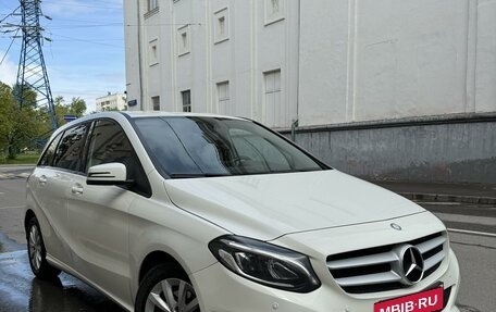 Mercedes-Benz B-Класс, 2016 год, 1 650 000 рублей, 2 фотография