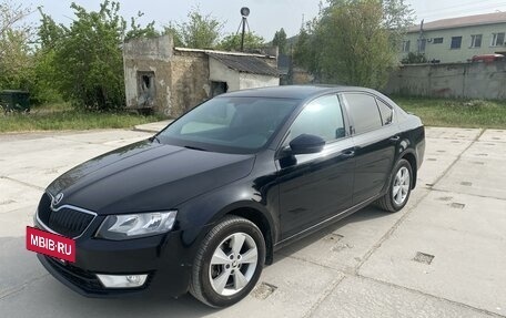 Skoda Octavia, 2015 год, 1 550 000 рублей, 2 фотография