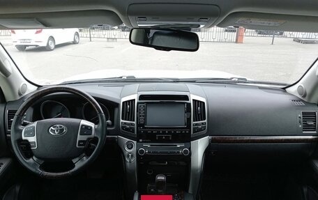 Toyota Land Cruiser 200, 2013 год, 4 239 000 рублей, 14 фотография
