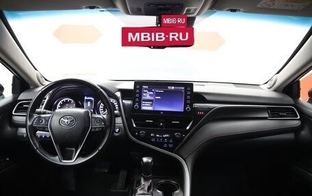 Toyota Camry, 2021 год, 3 650 000 рублей, 17 фотография