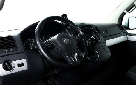 Volkswagen Multivan T5, 2010 год, 2 275 000 рублей, 14 фотография