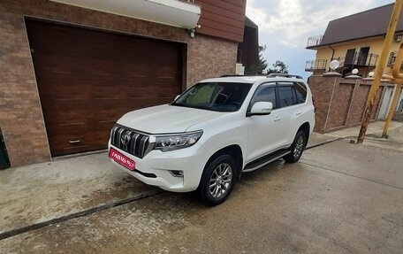 Toyota Land Cruiser Prado 150 рестайлинг 2, 2018 год, 6 700 000 рублей, 1 фотография