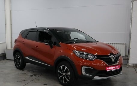 Renault Kaptur I рестайлинг, 2017 год, 1 678 000 рублей, 1 фотография