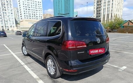 Volkswagen Sharan II, 2017 год, 2 750 000 рублей, 3 фотография