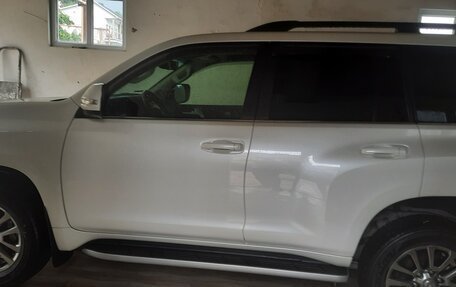 Toyota Land Cruiser Prado 150 рестайлинг 2, 2018 год, 6 700 000 рублей, 5 фотография