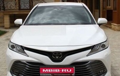 Toyota Camry, 2018 год, 3 190 000 рублей, 1 фотография