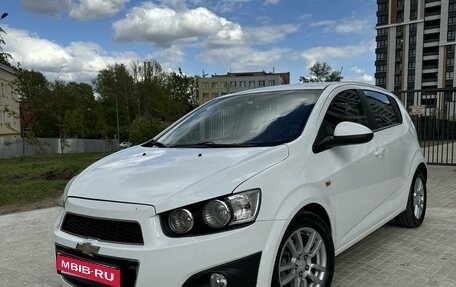 Chevrolet Aveo III, 2013 год, 850 000 рублей, 1 фотография