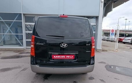 Hyundai H-1 II рестайлинг, 2019 год, 3 040 000 рублей, 7 фотография