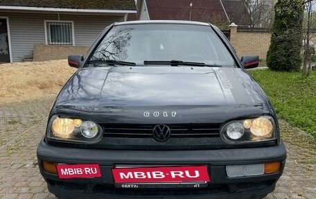 Volkswagen Golf III, 1993 год, 215 000 рублей, 1 фотография