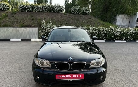 BMW 1 серия, 2006 год, 895 000 рублей, 2 фотография