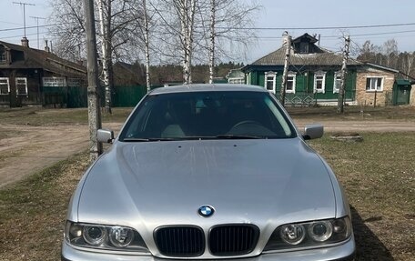 BMW 5 серия, 1999 год, 580 000 рублей, 2 фотография