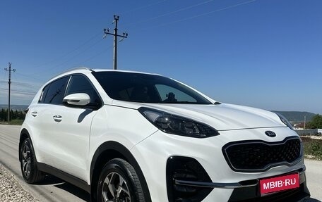 KIA Sportage IV рестайлинг, 2018 год, 2 499 999 рублей, 1 фотография