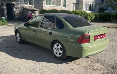 Opel Vectra B рестайлинг, 1999 год, 275 000 рублей, 1 фотография