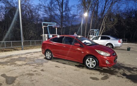 Hyundai Solaris II рестайлинг, 2013 год, 650 000 рублей, 2 фотография