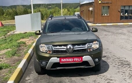 Renault Duster I рестайлинг, 2017 год, 1 700 000 рублей, 3 фотография