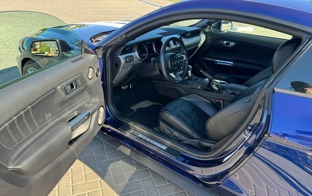 Ford Mustang VI рестайлинг, 2017 год, 3 300 000 рублей, 13 фотография