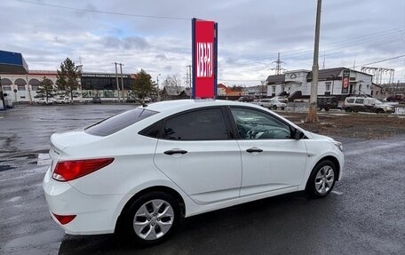 Hyundai Solaris II рестайлинг, 2014 год, 980 000 рублей, 3 фотография