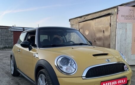 MINI Hatch, 2007 год, 1 100 000 рублей, 8 фотография