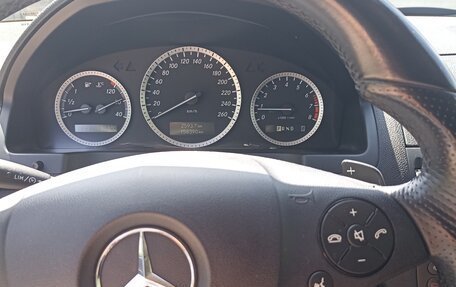 Mercedes-Benz C-Класс, 2008 год, 1 200 000 рублей, 7 фотография