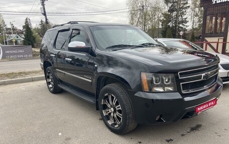 Chevrolet Tahoe III, 2011 год, 2 700 000 рублей, 3 фотография