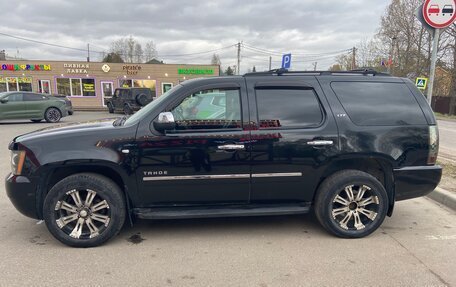 Chevrolet Tahoe III, 2011 год, 2 700 000 рублей, 4 фотография