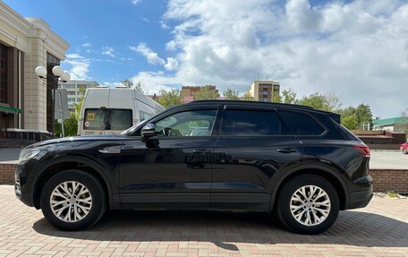 Volkswagen Touareg III, 2018 год, 4 700 000 рублей, 4 фотография