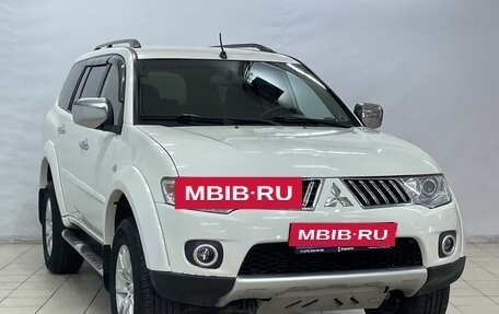 Mitsubishi Pajero Sport II рестайлинг, 2012 год, 1 699 000 рублей, 2 фотография