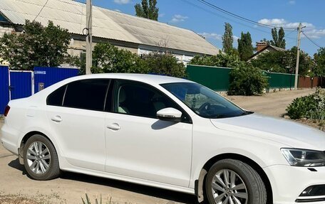 Volkswagen Jetta VI, 2015 год, 1 220 000 рублей, 6 фотография