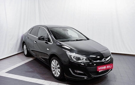 Opel Astra J, 2013 год, 1 068 000 рублей, 3 фотография