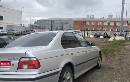 BMW 5 серия, 1998 год, 500 000 рублей, 3 фотография