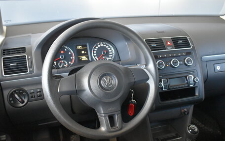 Volkswagen Touran III, 2012 год, 979 000 рублей, 11 фотография