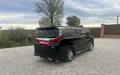 Toyota Alphard III, 2018 год, 5 000 000 рублей, 3 фотография