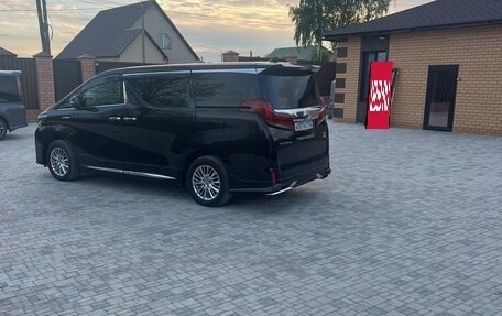 Toyota Alphard III, 2018 год, 5 000 000 рублей, 8 фотография
