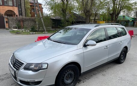 Volkswagen Passat B6, 2007 год, 740 000 рублей, 2 фотография