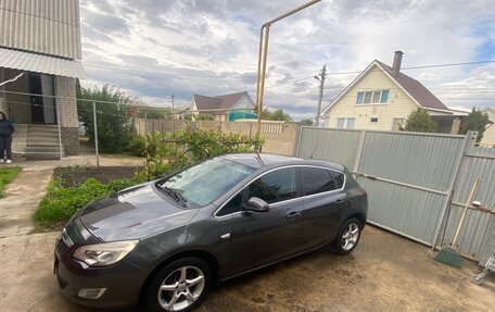 Opel Astra J, 2011 год, 900 000 рублей, 13 фотография