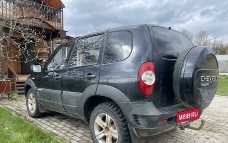 Chevrolet Niva I рестайлинг, 2011 год, 610 000 рублей, 6 фотография