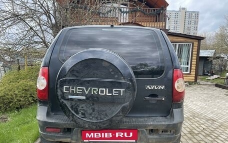 Chevrolet Niva I рестайлинг, 2011 год, 610 000 рублей, 4 фотография