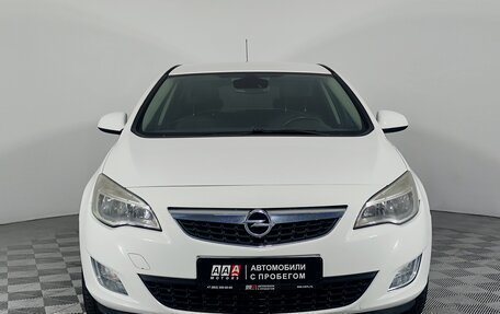 Opel Astra J, 2010 год, 879 000 рублей, 2 фотография