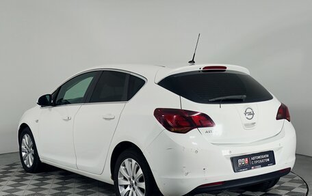 Opel Astra J, 2010 год, 879 000 рублей, 7 фотография