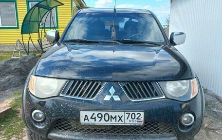 Mitsubishi L200 IV рестайлинг, 2008 год, 890 000 рублей, 1 фотография