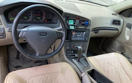 Volvo S60 III, 2001 год, 450 000 рублей, 5 фотография