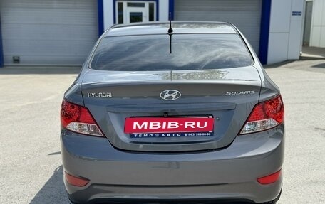 Hyundai Solaris II рестайлинг, 2011 год, 985 000 рублей, 5 фотография