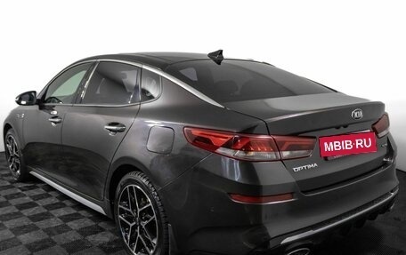 KIA Optima IV, 2018 год, 2 350 000 рублей, 7 фотография